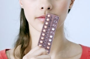 Antykoncepcja a płodność. Czy tabletki utrudniają zajście w ciążę?