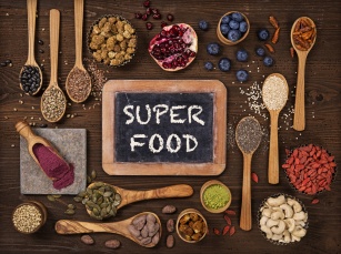 Czym jest superfood i jak wpływa na organizm?