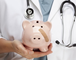 Pożyczki na zabiegi medyczne - czy warto zadłużać się dla zdrowia?
