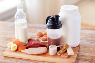 Dieta białkowa. Na czym polega i czy warto ją stosować?