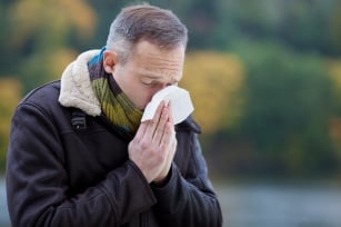 Alergiczni napastnicy lutego! Pylenie może wywołać symptomy podobne do przeziębienia