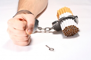 Palisz i nie wiesz, jak zerwać z nałogiem? Poznaj etapy rzucania palenia.