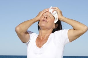 Pokonaj objawy menopauzy dzięki naturalnym hormonom!