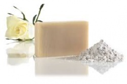 White Satin - oczyszczające mydło do twarzy, mydło, 90 g